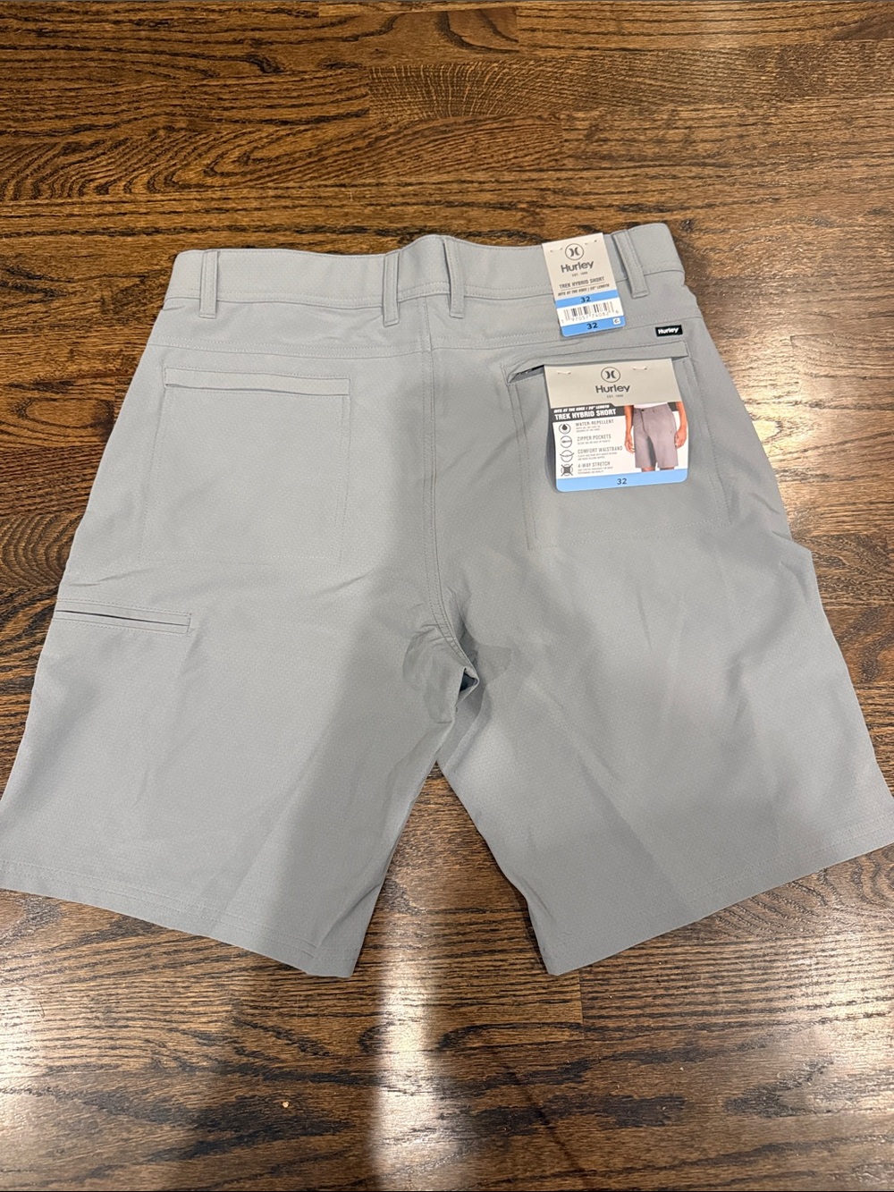 Hurley Men’s Light Gray Hybrid Shorts size 32